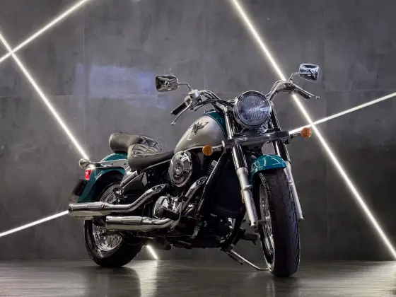 KAWASAKI VULCAN 800 CLASSIC 