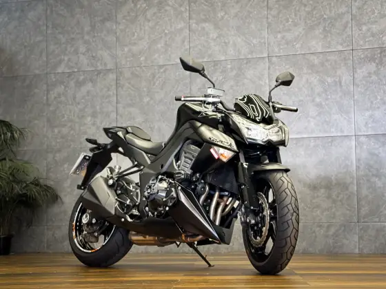 KAWASAKI Z1000 
