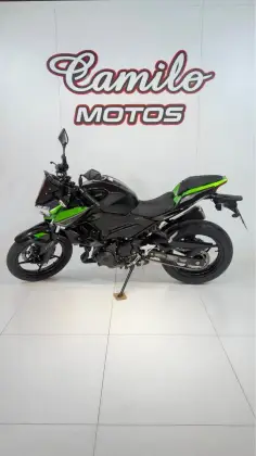 KAWASAKI Z400 