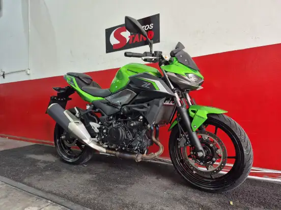 KAWASAKI-Z500-2025