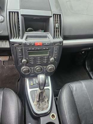LAND ROVER-FREELANDER-2010