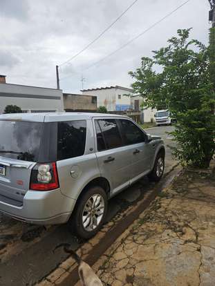 LAND ROVER-FREELANDER-3.2 SE 6 CILINDROS 24V GASOLINA 4P AUTOMÁTICO LAND ROVER-FREELANDER-2010