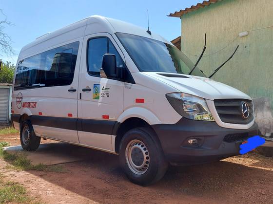 MERCEDES-BENZ SPRINTER 2.2 CDI DIESEL VAN 415 LONGO 16L MANUAL