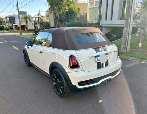 MINI-COOPER-2011