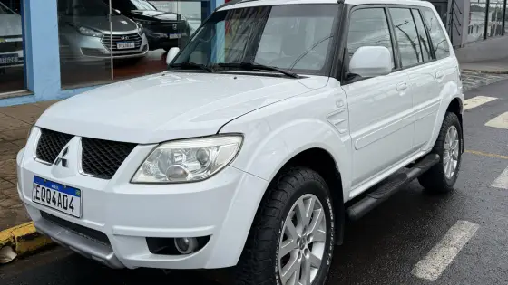 MITSUBISHI PAJERO TR4 2.0 4X4 16V 140CV FLEX 4P AUTOMÁTICO