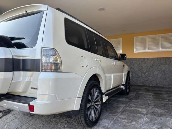 MITSUBISHI-PAJERO FULL-3.8 HPE 4X4 V6 24V GASOLINA 4P AUTOMÁTICO MITSUBISHI-PAJERO FULL-2018