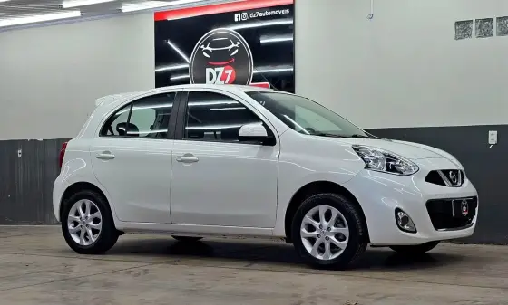 NISSAN MARCH 1.0 SV 16V FLEX 4P MANUAL