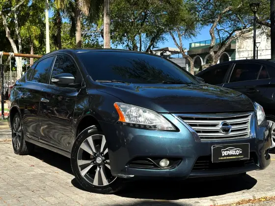 NISSAN SENTRA 2.0 SV 16V FLEX 4P AUTOMÁTICO