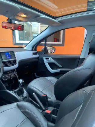 PEUGEOT 208 1.5 ALLURE 8V FLEX 4P MANUAL