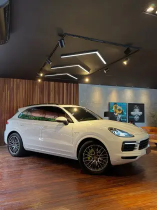 PORSCHE CAYENNE 3.0 V6 E-HYBRID AWD TIPTRONIC S