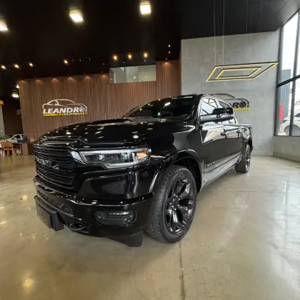 RAM 1500 5.7 V8 GASOLINA LIMITED NIGHT EDITION CD 4X4 AUTOMÁTICO