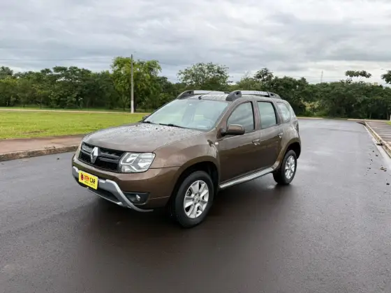 RENAULT DUSTER 2.0 DYNAMIQUE 4X2 16V FLEX 4P AUTOMÁTICO