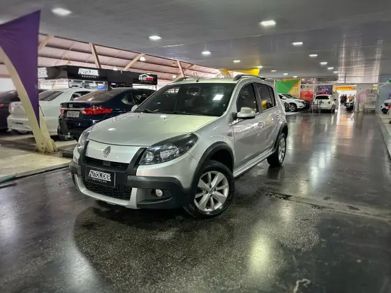 RENAULT SANDERO 1.6 STEPWAY 16V FLEX 4P MANUAL