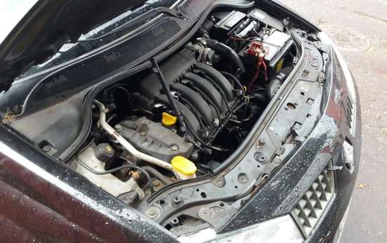 RENAULT-MEGANE-2008
