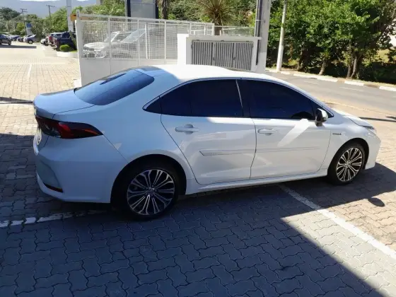 TOYOTA COROLLA 1.8 VVT-I HYBRID FLEX ALTIS PREMIUM CVT