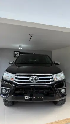 TOYOTA HILUX 2.8 SRV 4X4 CD 16V DIESEL 4P AUTOMÁTICO