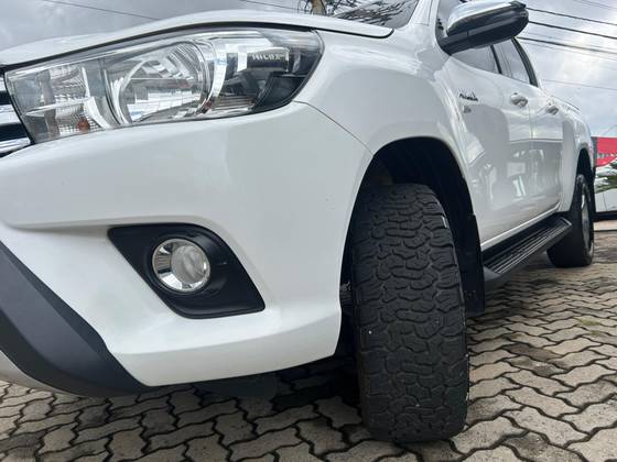 TOYOTA HILUX 2.7 SRV 4X2 CD 16V FLEX 4P AUTOMÁTICO