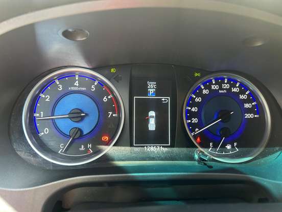 TOYOTA-HILUX-2.7 SRV 4X2 CD 16V FLEX 4P AUTOMÁTICO TOYOTA-HILUX-2017
