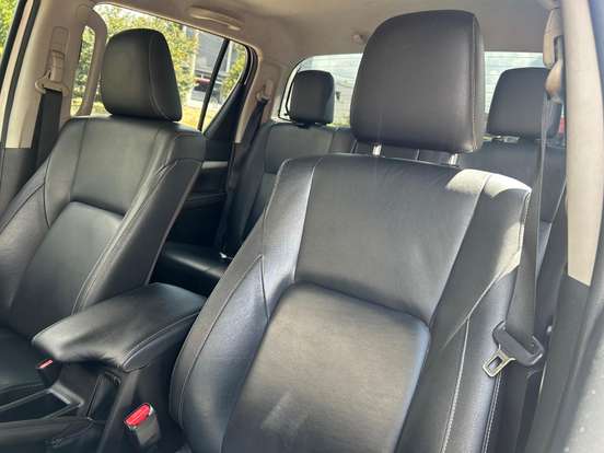 TOYOTA-HILUX-2.7 SRV 4X2 CD 16V FLEX 4P AUTOMÁTICO TOYOTA-HILUX-2017