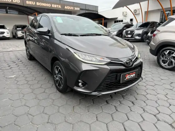 TOYOTA YARIS 1.5 16V FLEX SEDAN XLS CONNECT MULTIDRIVE
