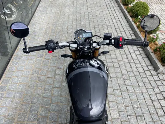 TRIUMPH-SPEED 400-2025