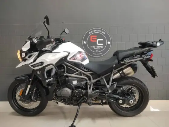 TRIUMPH TIGER 1200 XCX 