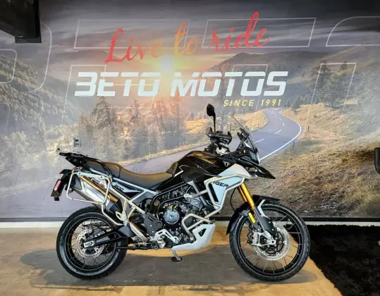 TRIUMPH TIGER 900 RALLY PRO 
