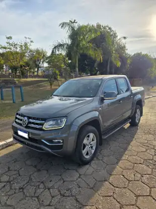 VOLKSWAGEN-AMAROK-2017