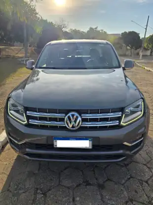 VOLKSWAGEN-AMAROK-2017