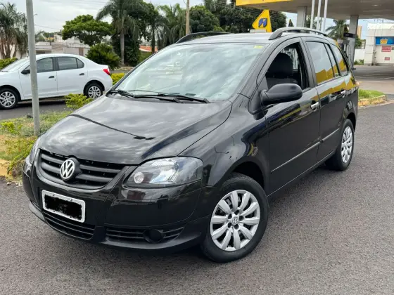 VOLKSWAGEN FOX 1.6 MI 8V FLEX 4P MANUAL
