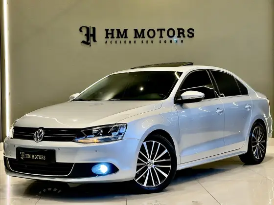 VOLKSWAGEN JETTA 2.0 TSI HIGHLINE 211CV GASOLINA 4P TIPTRONIC