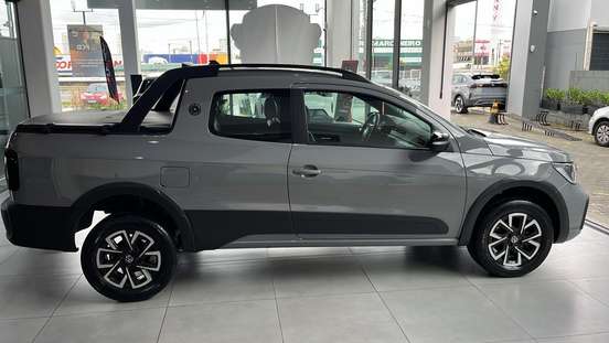 VOLKSWAGEN-SAVEIRO-2025