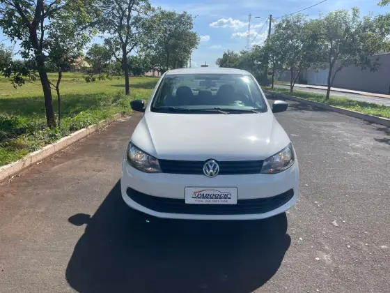 VOLKSWAGEN VOYAGE 1.0 MI TRENDLINE 8V FLEX 4P MANUAL