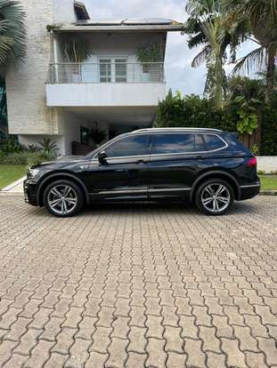 VOLKSWAGEN-TIGUAN-2019