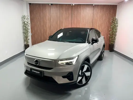 VOLVO C40 P8 RECHARGE PURE ELECTRIC AWD