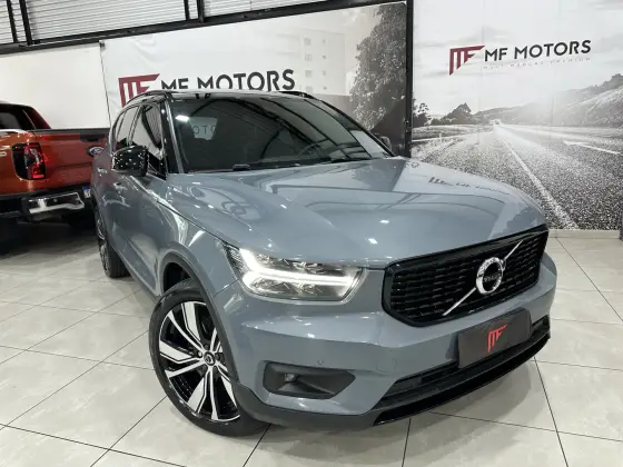 VOLVO XC40 1.5 T5 RECHARGE R-DESIGN GEARTRONIC