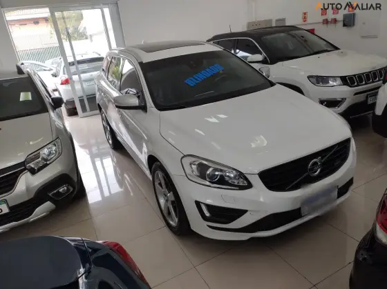 VOLVO XC60 2.0 T5 R DESIGN TURBO GASOLINA 4P AUTOMÁTICO