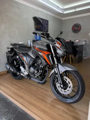 YAMAHA FZ25 FAZER ABS 