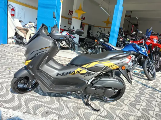 YAMAHA NMAX CONNECTED 160 SE ABS 