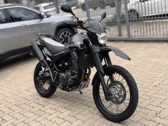 YAMAHA-XT 660R-2014