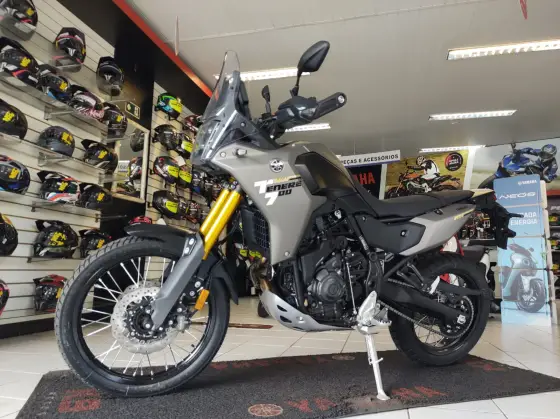 YAMAHA XTZ 700 TÉNÉRÉ 