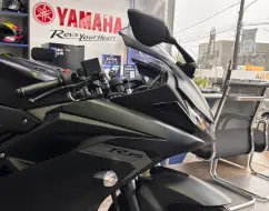 YAMAHA YZF R15 YAMAHA YZF R15