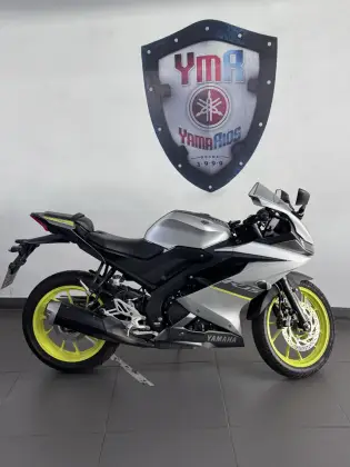 YAMAHA YZF R15 