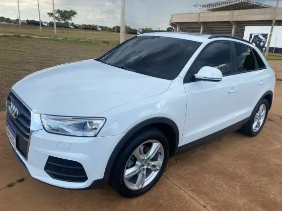AUDI Q3 1.4 TFSI ATTRACTION GASOLINA 4P S TRONIC