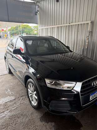 AUDI-Q3-2017