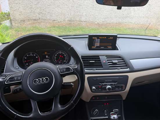 AUDI-Q3-2017