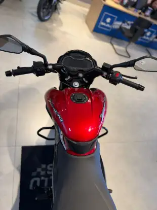 BAJAJ-DOMINAR NS200 BAJAJ-DOMINAR NS200-2026