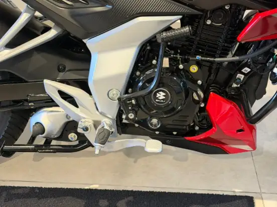 BAJAJ-PULSAR N150 BAJAJ-PULSAR N150-2026
