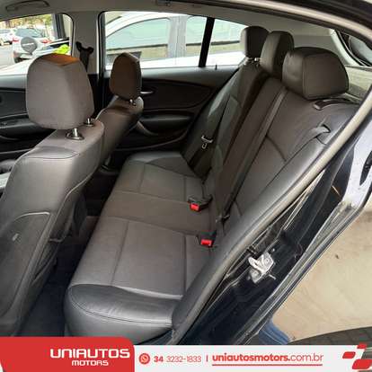 BMW-118i-2.0 UE71 16V GASOLINA 4P AUTOMÁTICO BMW-118i-2010