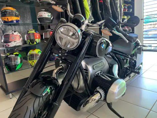BMW-R 18-2022